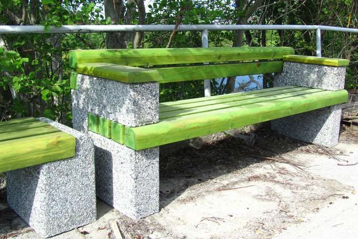 скамейка из бетона